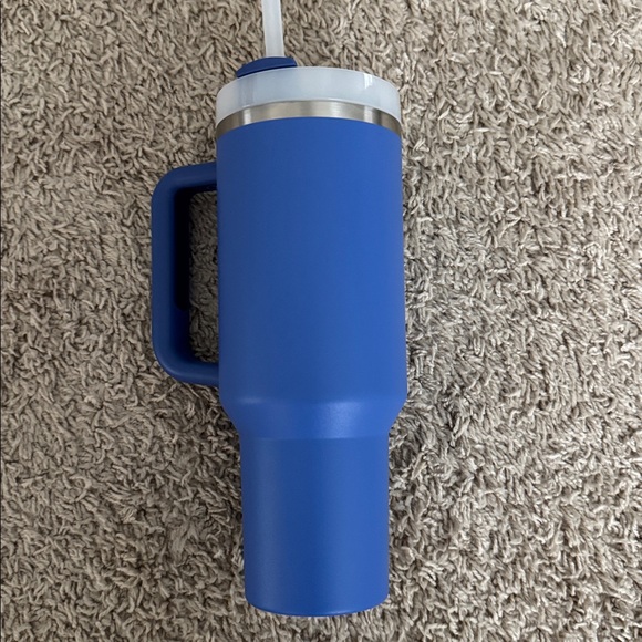 Stanley H2 Flowstate 40 oz Tumbler - Iris - Picture 3 of 5